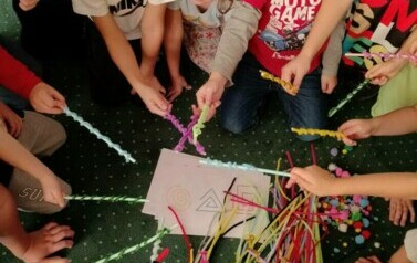 Projekty, zajęcia edukacyjne, innowacja Mądrzy Rodzice &bdquo;Jedyneczki&rdquo; 24