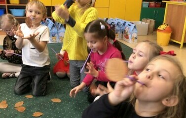 Projekty, zajęcia edukacyjne, innowacja Mądrzy Rodzice &bdquo;Jedyneczki&rdquo; 45