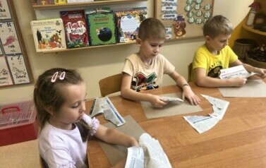 Projekty, zajęcia edukacyjne, innowacja Mądrzy Rodzice &bdquo;Jedyneczki&rdquo; 50