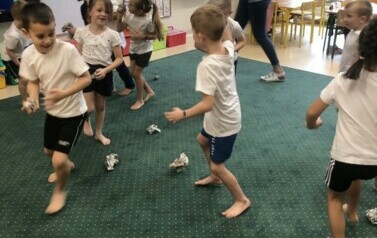 Projekty, zajęcia edukacyjne, innowacja Mądrzy Rodzice &bdquo;Jedyneczki&rdquo; 59