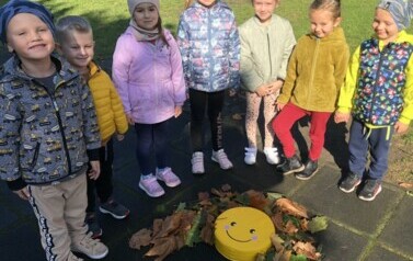 Projekty, zajęcia edukacyjne, innowacja Mądrzy Rodzice &bdquo;Jedyneczki&rdquo; 74