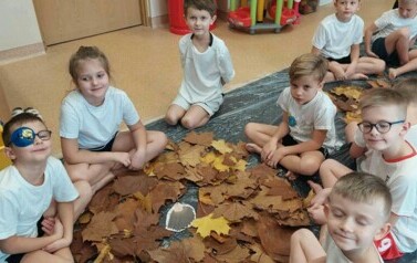 Projekty, zajęcia edukacyjne, innowacja Mądrzy Rodzice &bdquo;Jedyneczki&rdquo; 107