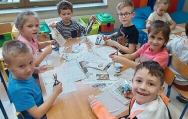 Projekty, zajęcia edukacyjne, innowacja Mądrzy Rodzice &bdquo;Jedyneczki&rdquo; 127