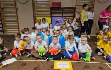 Komkursy sportowe, prozdrowotne -  Starszaki w akcji. 1