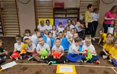 Komkursy sportowe, prozdrowotne -  Starszaki w akcji. 4
