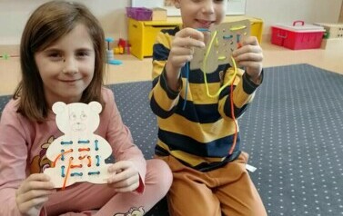 Projekty, zajęcia edukacyjne, innowacja Mądrzy Rodzice &bdquo;Jedyneczki&rdquo; 5